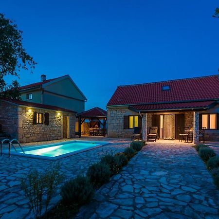 Villa Rural House Gluic Bogatić Exterior foto