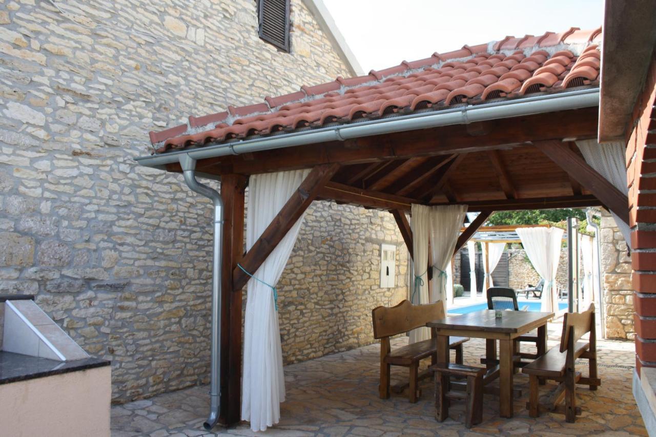 Villa Rural House Gluic Bogatić Exterior foto