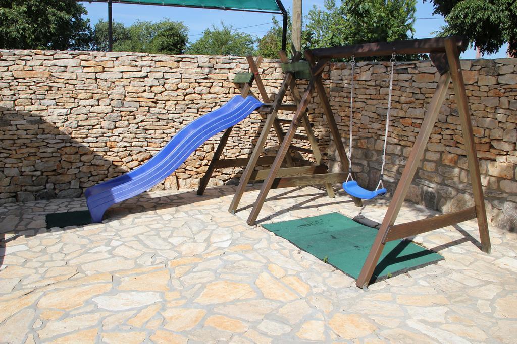 Villa Rural House Gluic Bogatić Zimmer foto