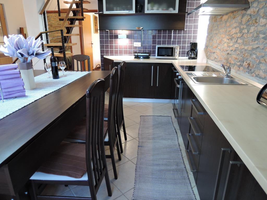 Villa Rural House Gluic Bogatić Zimmer foto