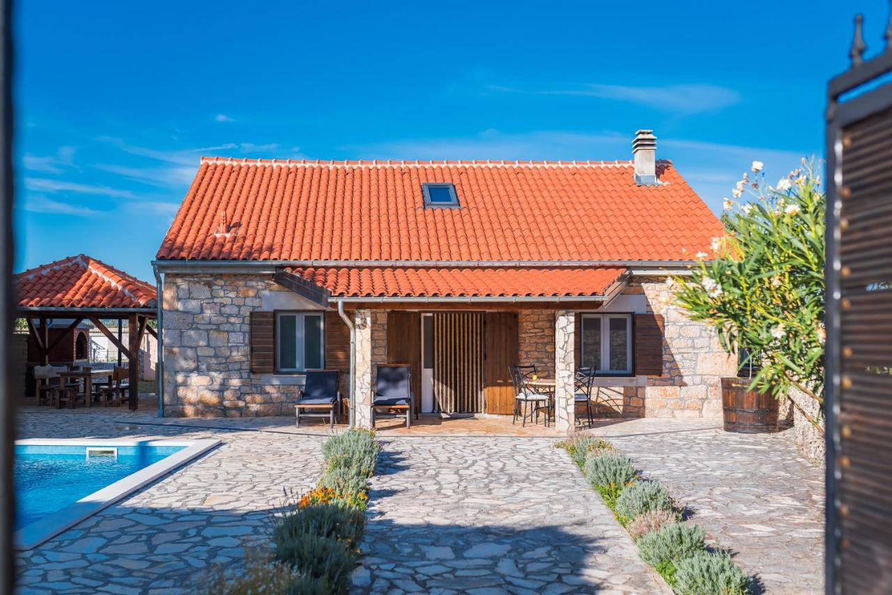 Villa Rural House Gluic Bogatić Exterior foto